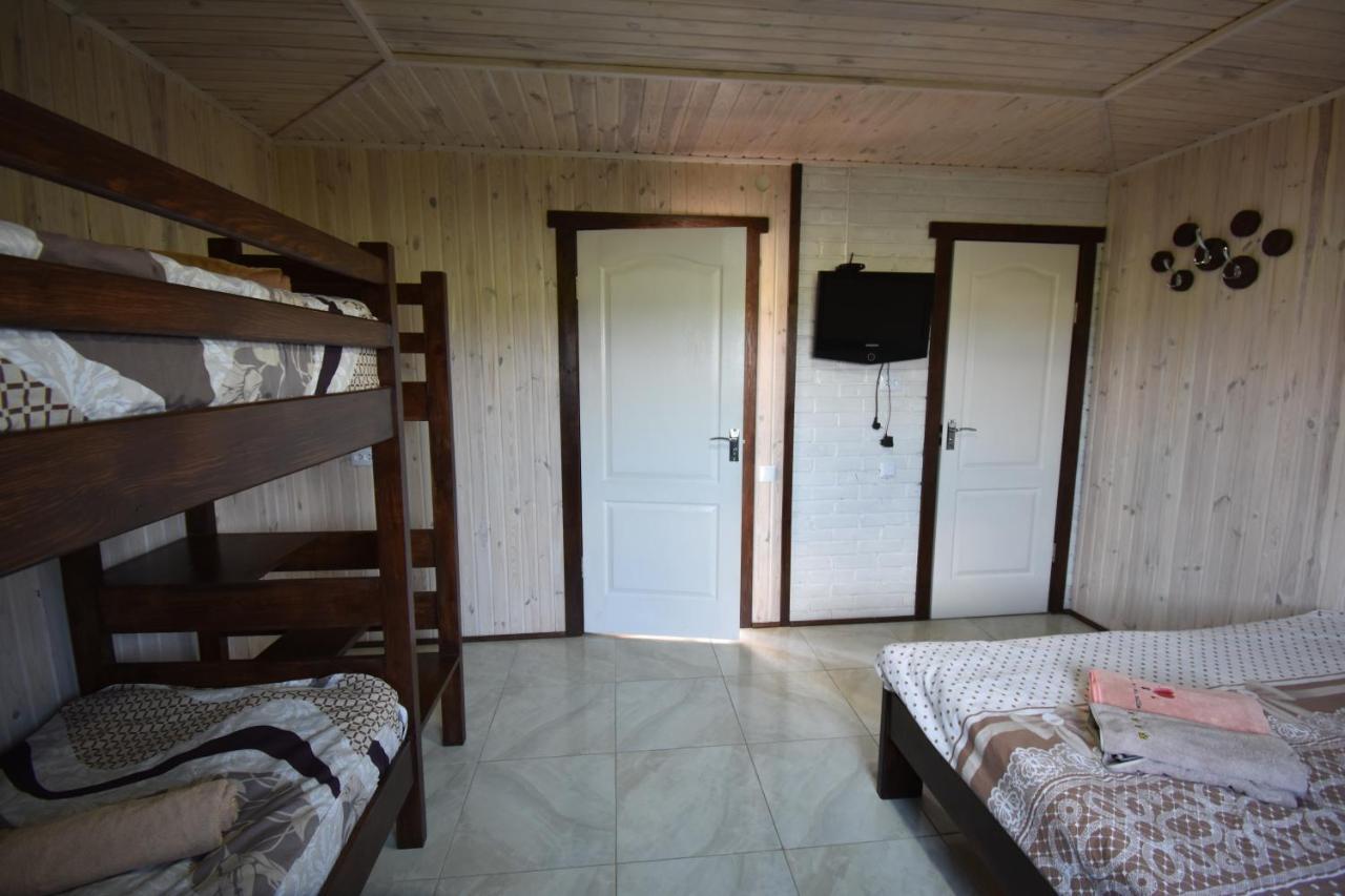 Маєток Мигдаль Hotel Svityaz' Exterior photo
